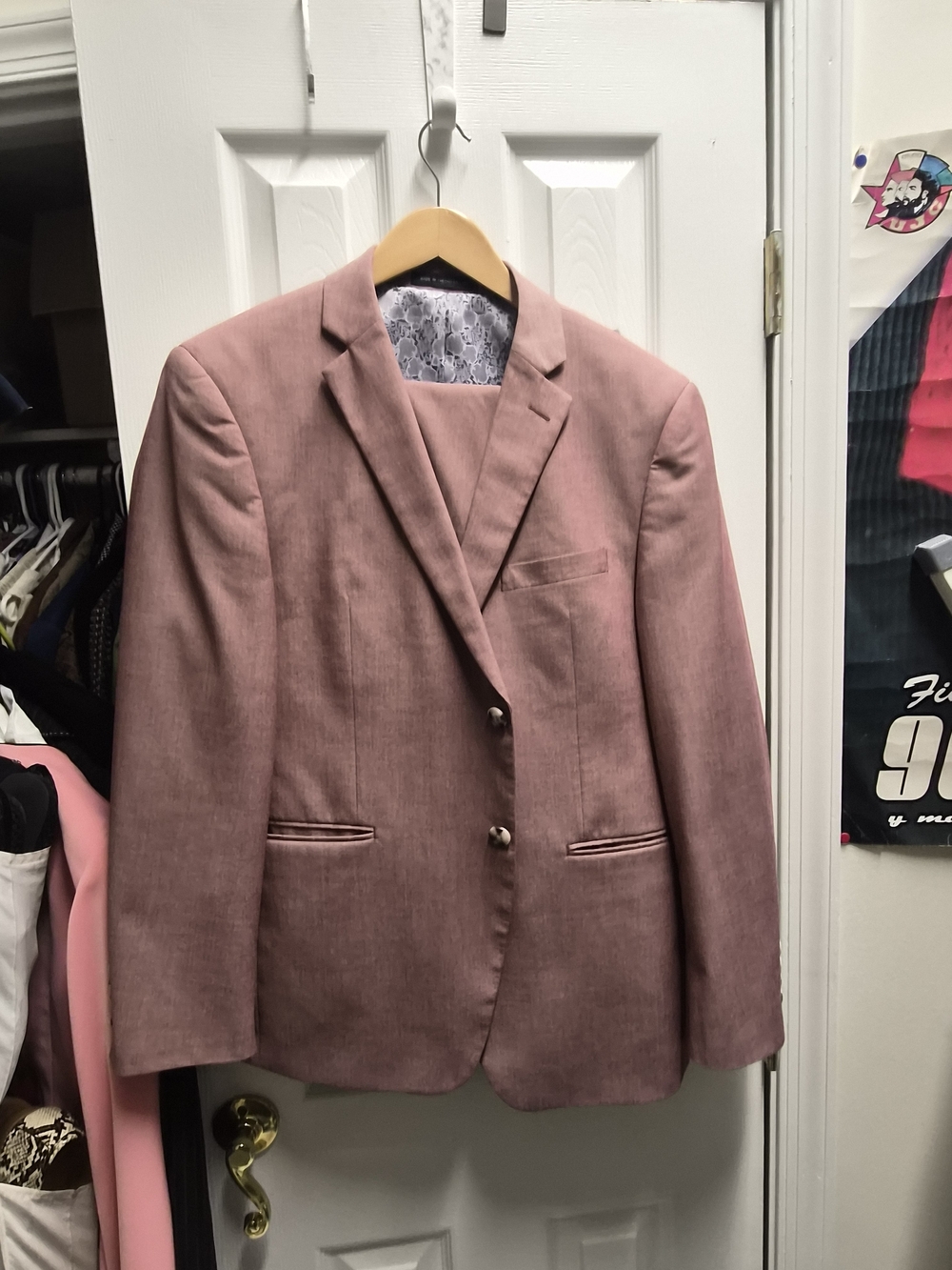 Men's Formalwear Lot: 3 Suits, Kenneth Cole Shirt & 30+ Ties (40S / 34x30)